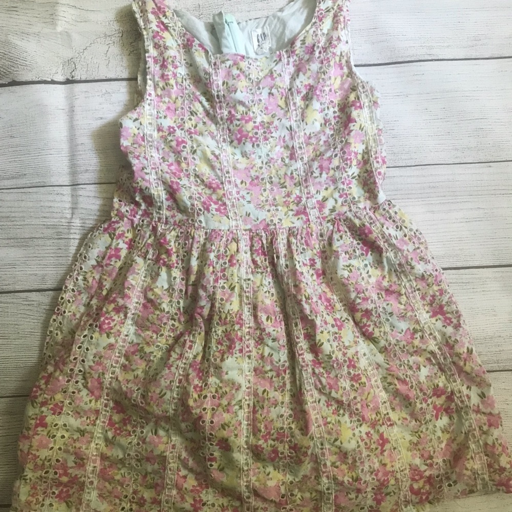 Gap girl flower and lace dress